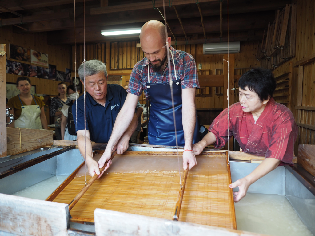 Japanese Paper Conservation ICCROM